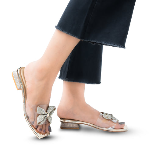 Twin 002 women’s flat mules with a sleek, versatile style.