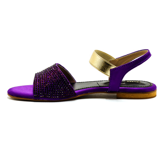 Comfortable Swiss F1 flat sandals with ankle strap, perfect for any occasion.