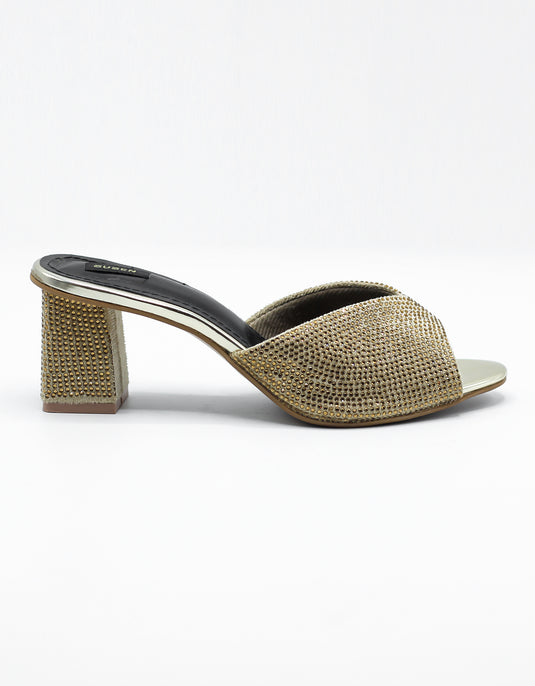 Chic and supportive Swiss 002 heels, combining fashion and function.