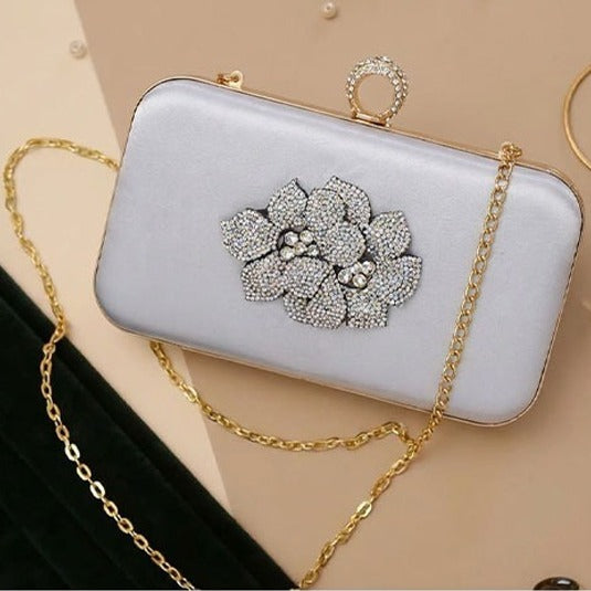 BRIDAL CLUTCHES